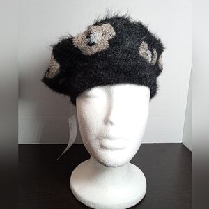 NEW! Urban Outfitters Lashes Berèt. Womens Faux Fur Winter Hat. Knit, Leopard. S